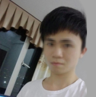 肖*